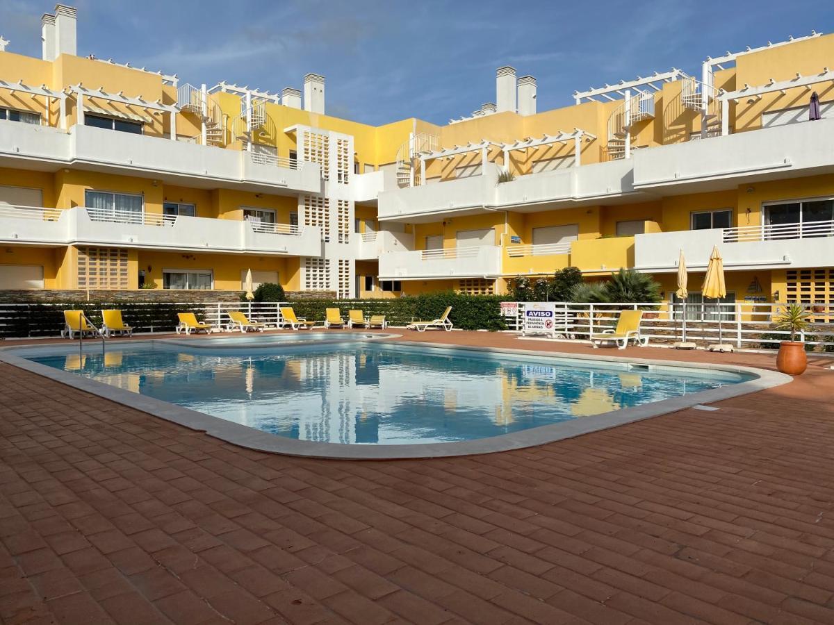 Apartamento T2 Com Piscina Em Conceicao E Cabanas De 塔维拉 外观 照片